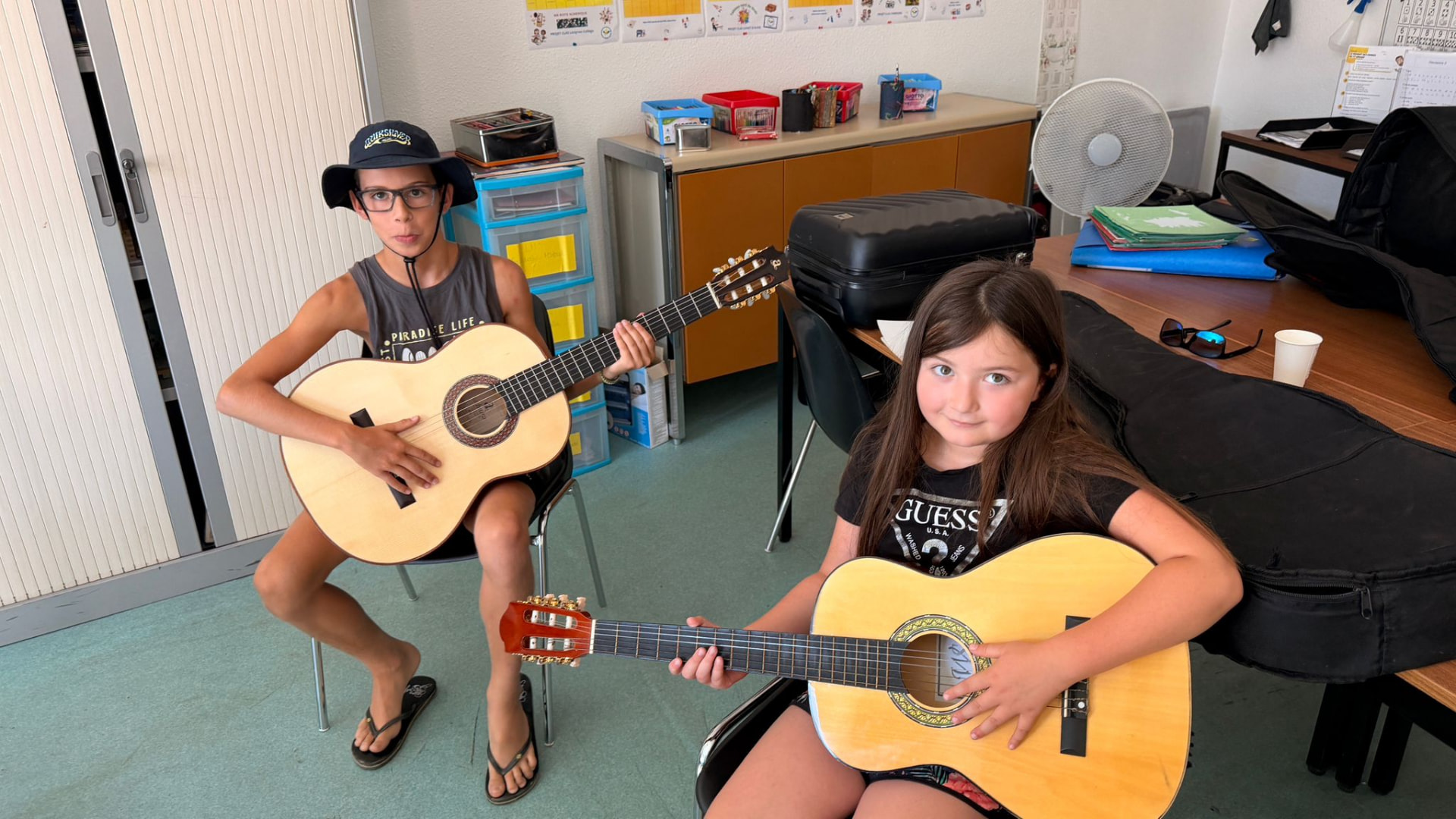 Atelier découverte de la guitare pendant les vacances